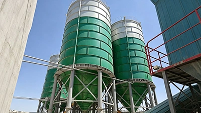 Four 1000t cement silos in Bethlehem